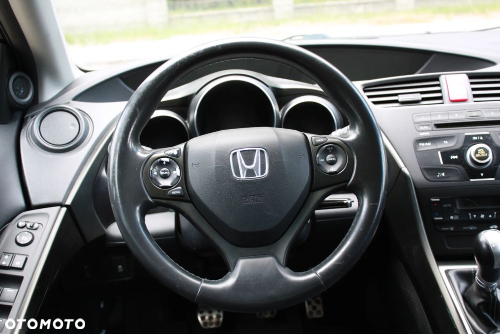 Honda Civic 1.8 Sport - 29