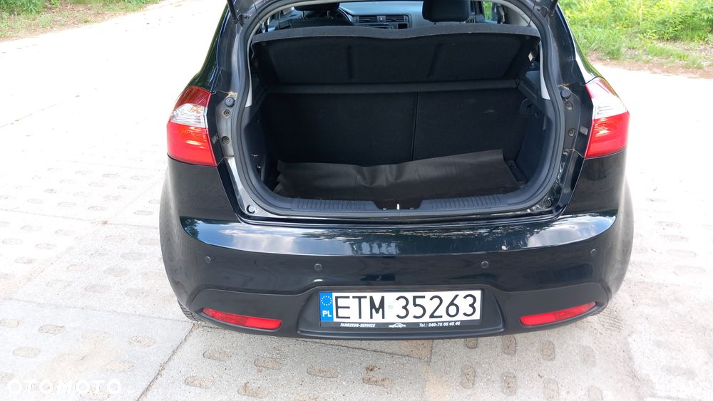 Kia Rio 1.2 Dream-Team Edition - 10
