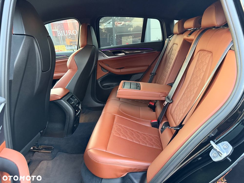 BMW X4 M xDrive M Competition - 32