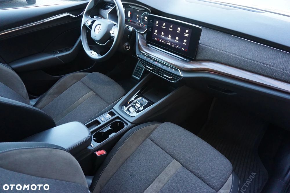 Skoda Octavia 2.0 TDI 4x4 Scout DSG - 34