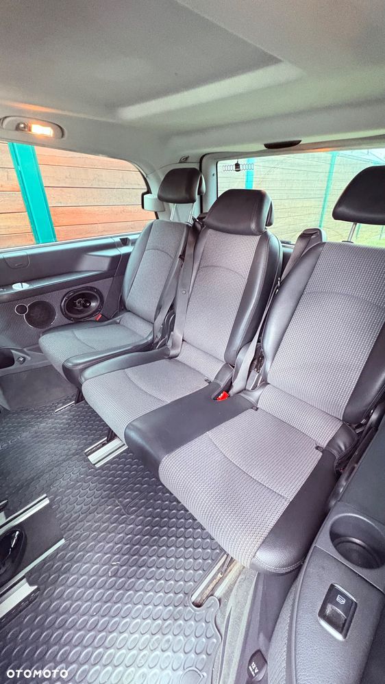 Mercedes-Benz Viano - 23