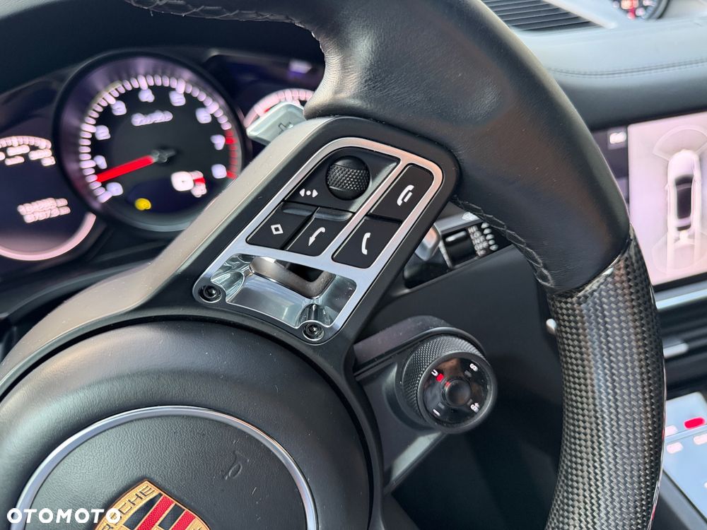 Porsche Cayenne Turbo - 9