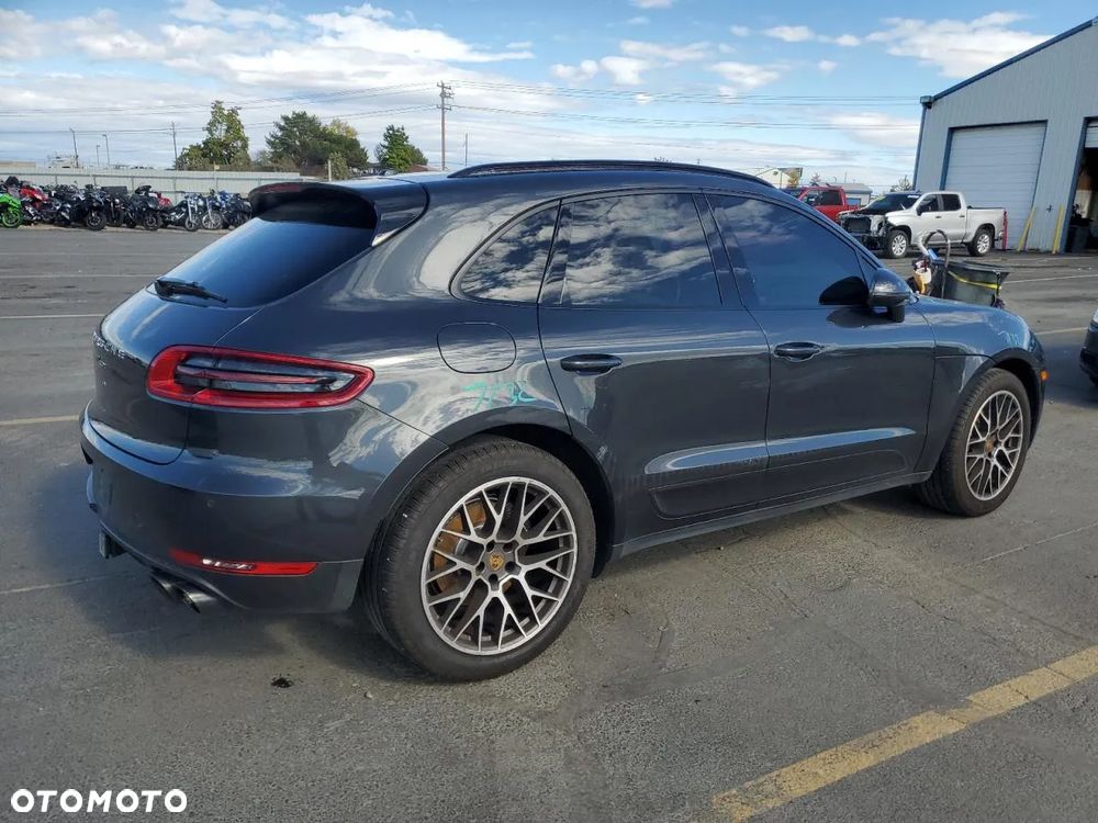 Porsche Macan Standard - 4