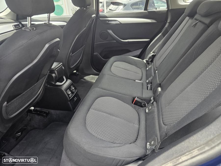 BMW X1 25 e xDrive - 20