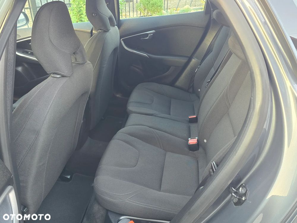 Volvo V40 T3 - 21
