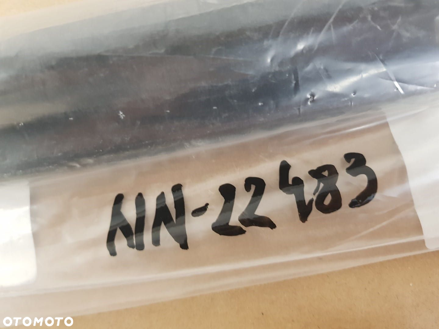 NOWA LISTWA ZGARNIAJĄCA  DRZWI AUDI A3 8V 12-20r  LEWA PRZÓD PRZEDNIA 8V5837477A 8V5837477 - 4