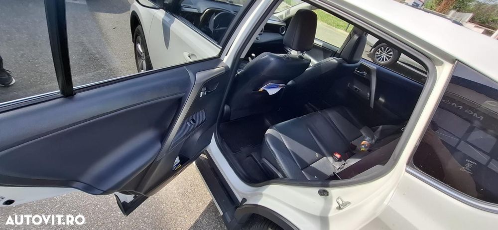 Toyota RAV4 2.0 Multidrive S AWD Luxury - 3