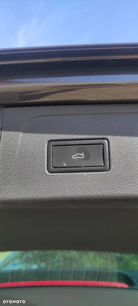 Volkswagen Passat - 11
