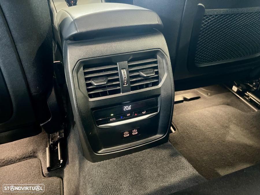 BMW 320 e Corporate Edition Auto - 29