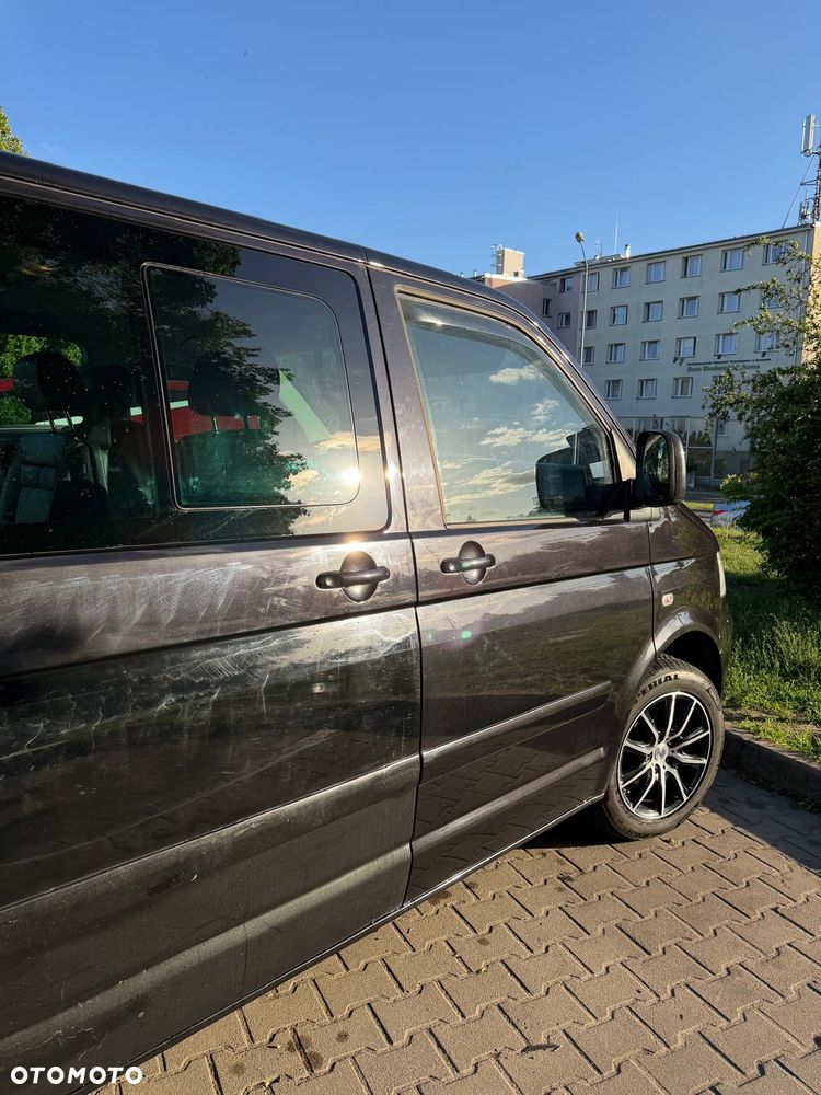 Volkswagen Multivan - 7