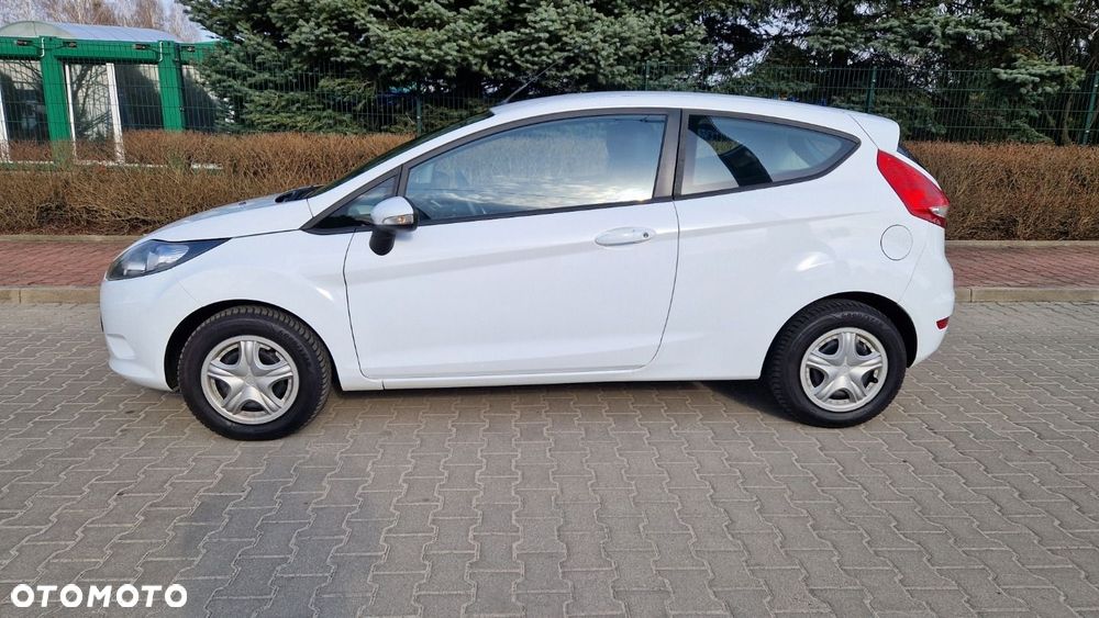 Ford Fiesta 1.25 Ambiente - 9