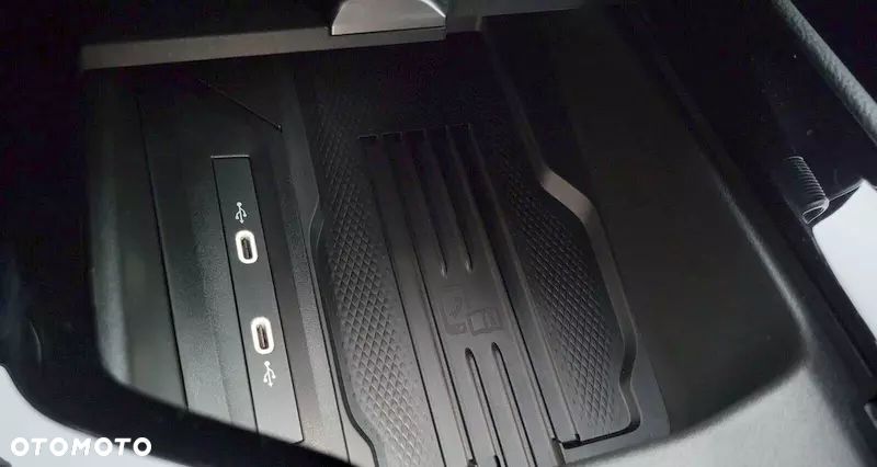 Skoda Superb 1.5 TSI L&K DSG - 24