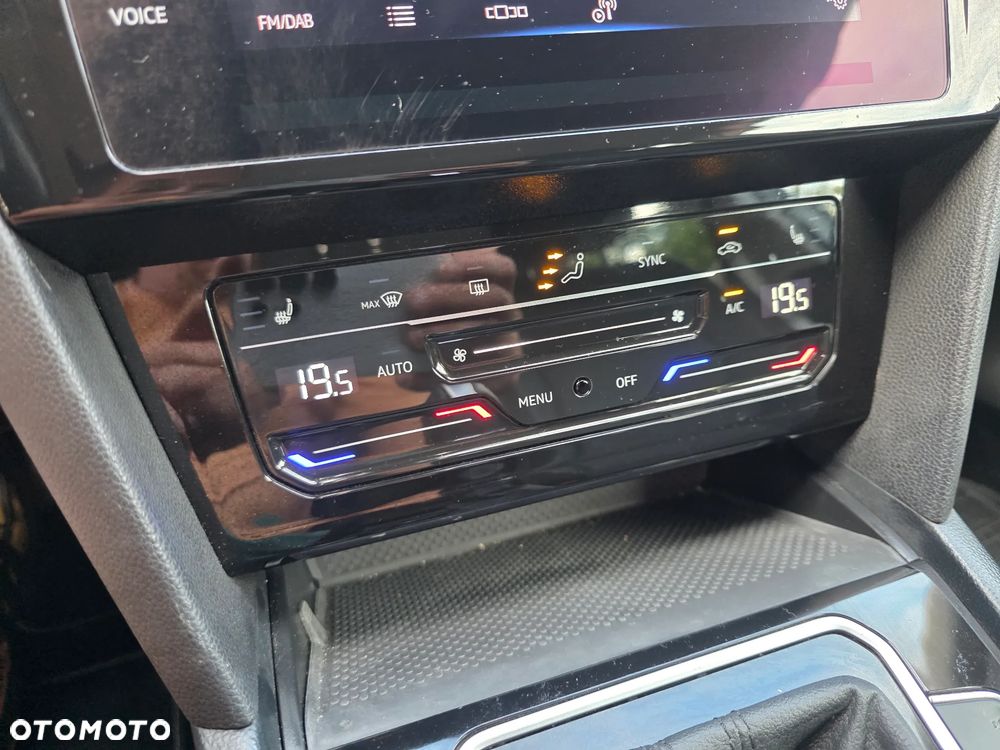 Volkswagen Passat 1.5 TSI EVO Business DSG - 21