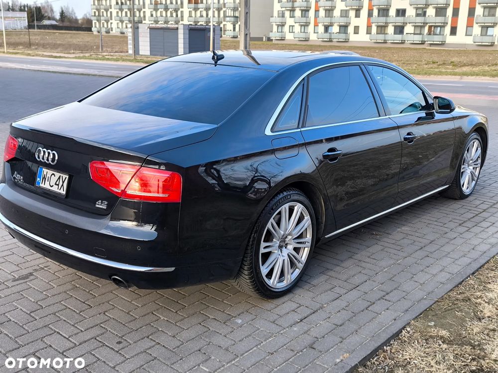 Audi A8 - 6