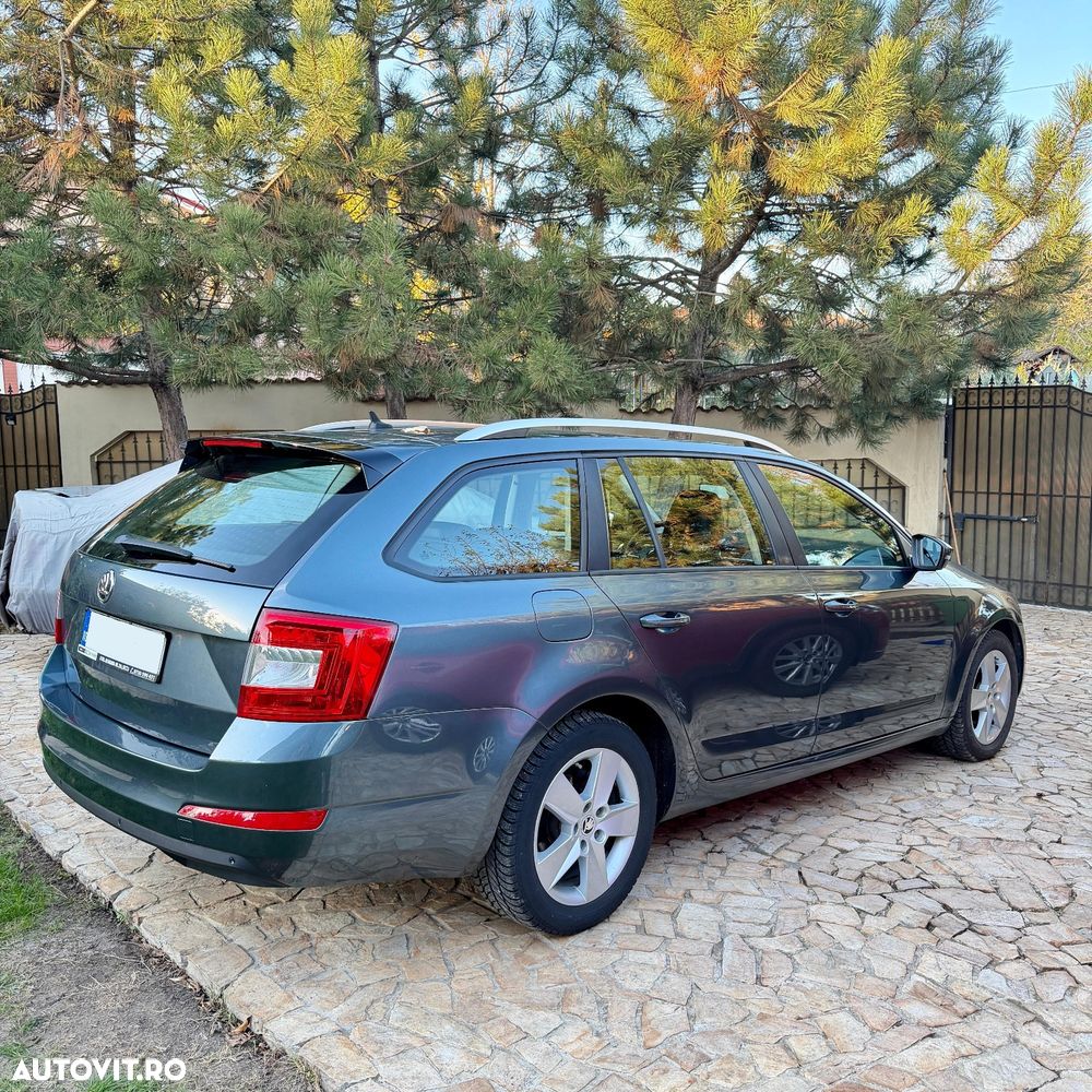 Skoda Octavia 1.6 TDI GREENLINE - 4