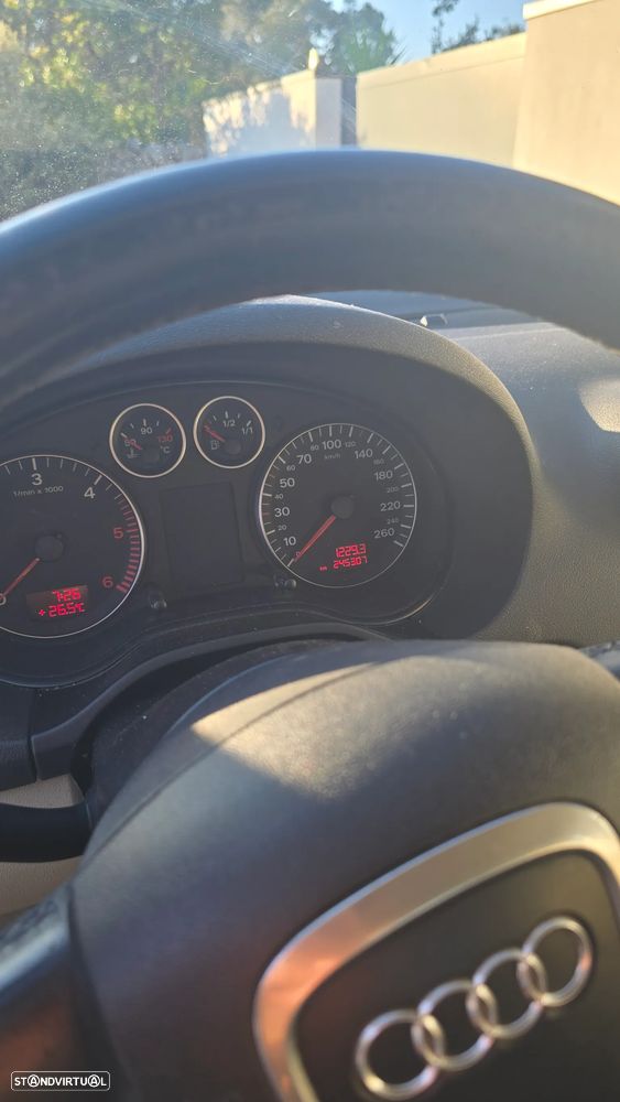 Audi A3 2.0 TDI Ambiente - 6
