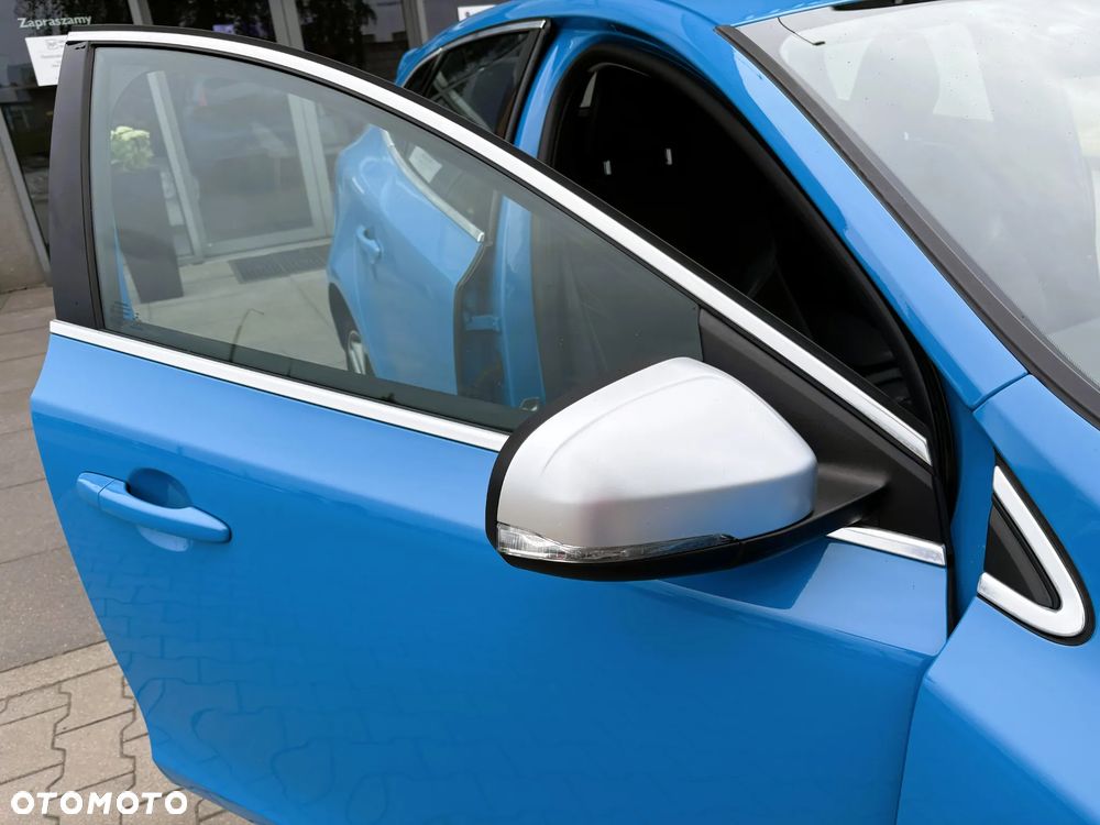 Volvo V40 D4 Drive-E R-Design Kinetic - 17