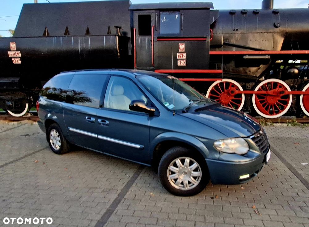 Chrysler Grand Voyager - 22