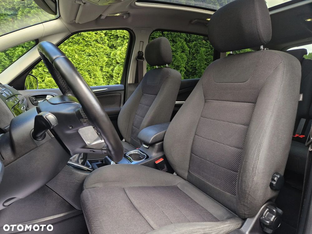 Ford S-Max - 27