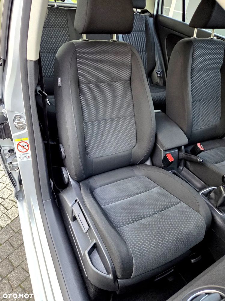 Volkswagen Golf Plus - 19