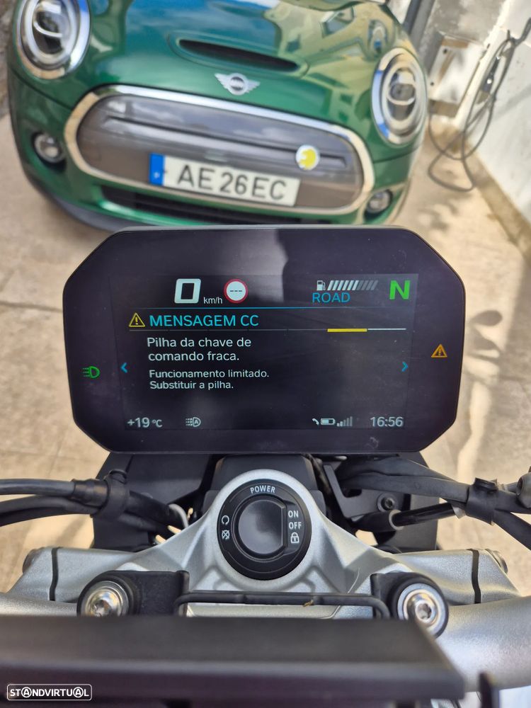 BMW F 900 R BMW QuickShifter Pro, Dynamic ESA - 19