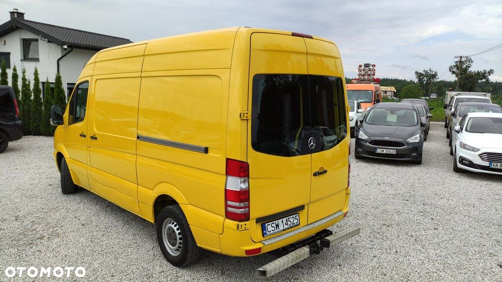 Mercedes-Benz Sprinter - 14