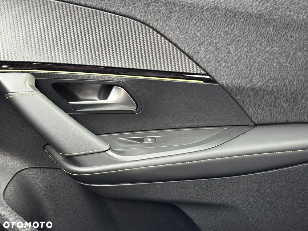 Peugeot 2008 1.2 PureTech GT S&S EAT8 - 15