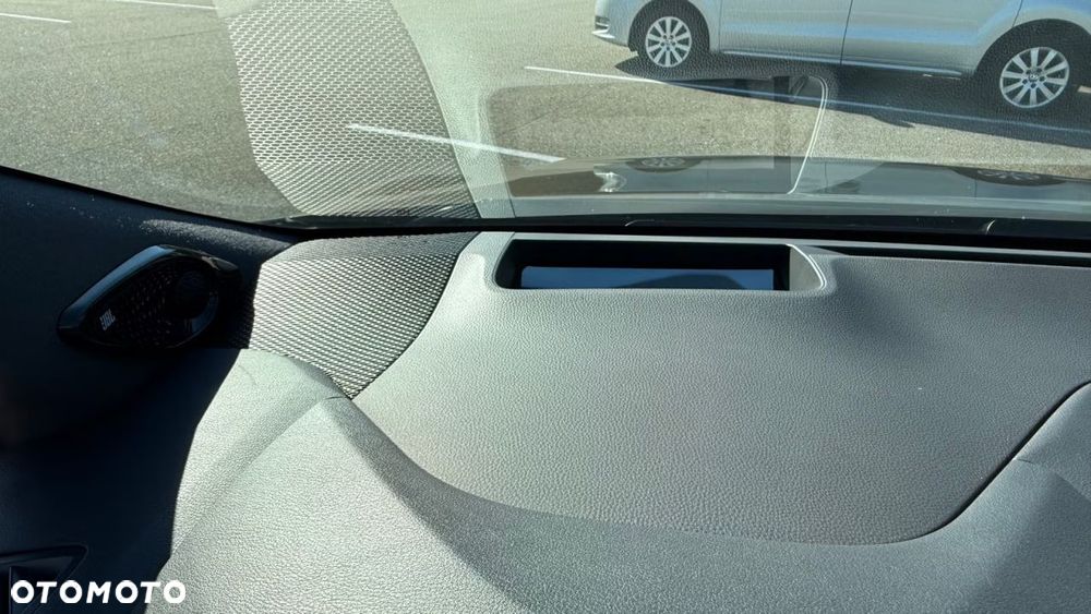 Toyota Corolla 2.0 Hybrid Executive - 17