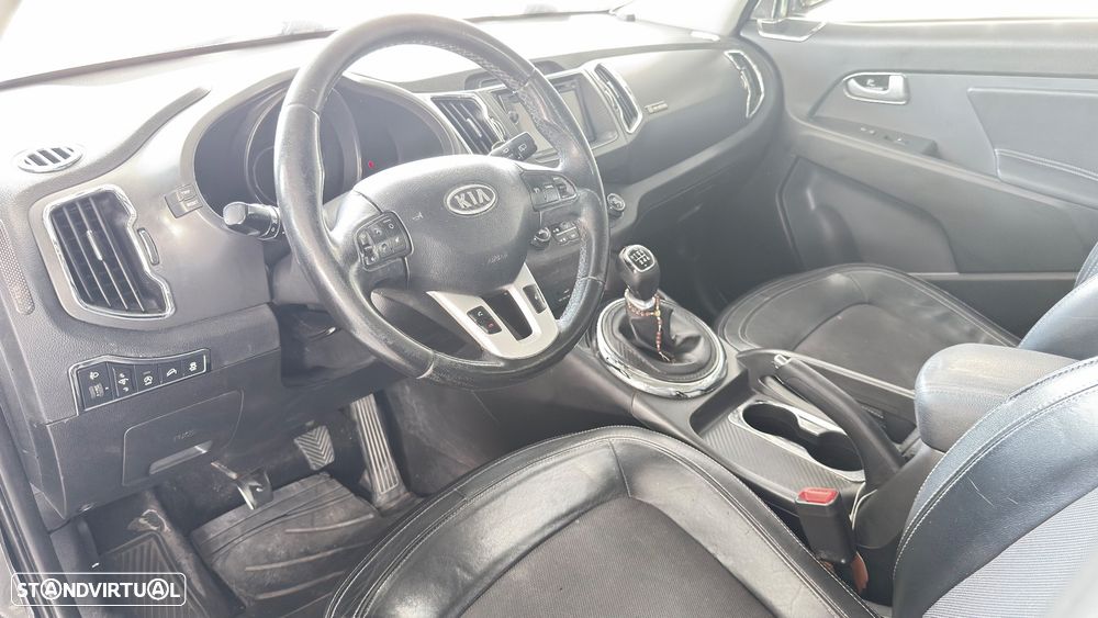 Kia Sportage 1.7 CRDI ISG EX - 8