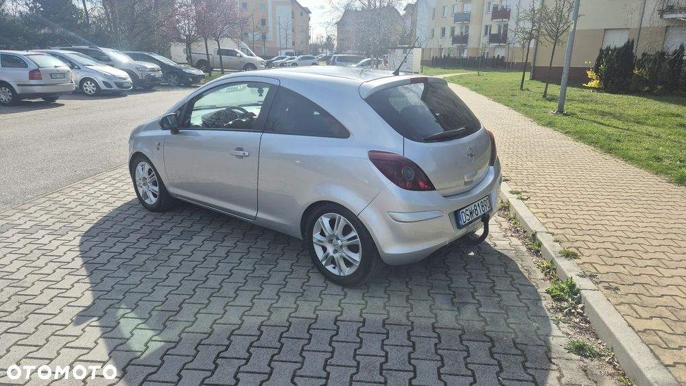 Opel Corsa - 4