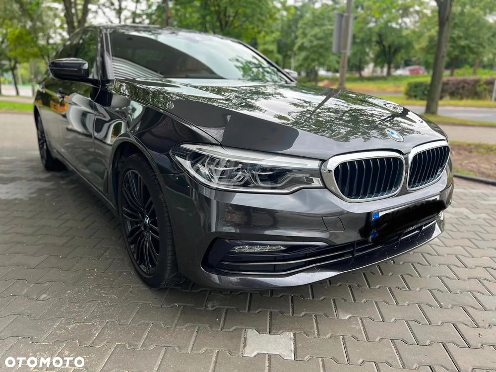BMW Seria 5 540i xDrive GPF Luxury Line sport - 10