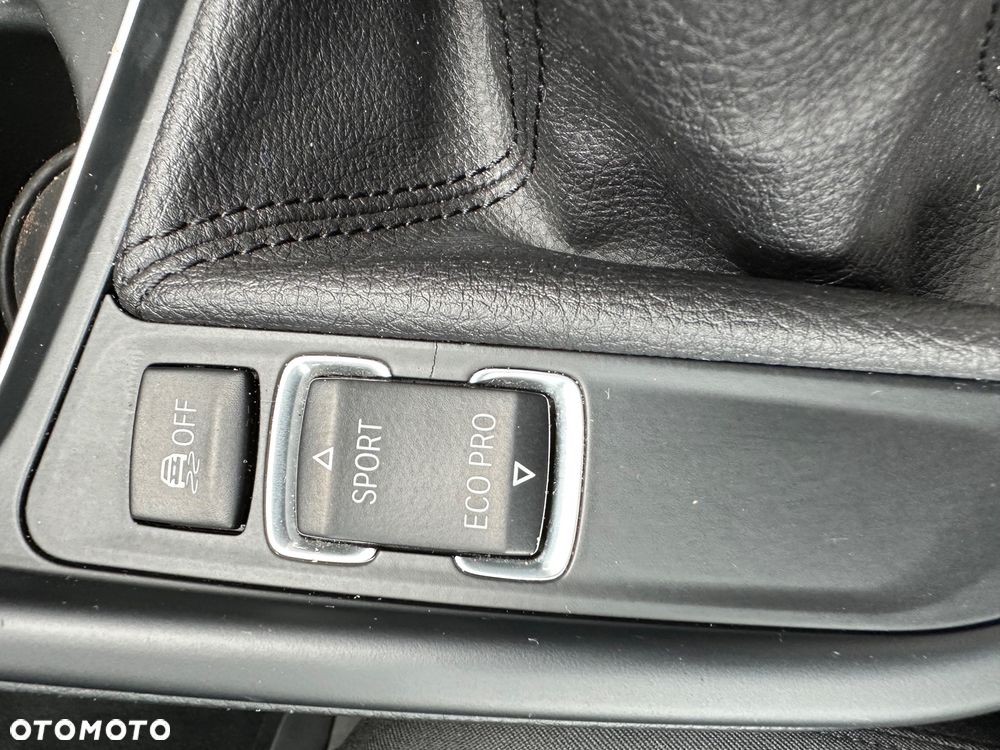 BMW Seria 3 320d - 22
