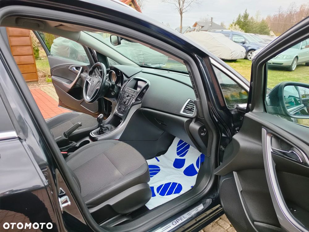 Opel Astra 1.7 CDTI DPF Cosmo - 19