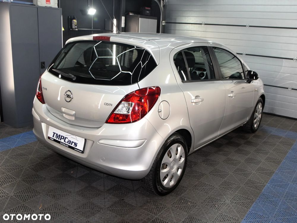 Opel Corsa 1.3 CDTI Enjoy - 32