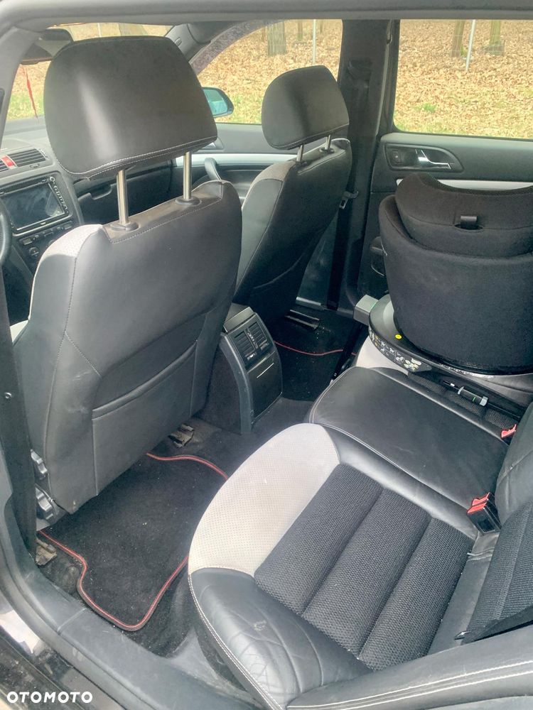 Skoda Octavia 2.0 TDI RS - 10