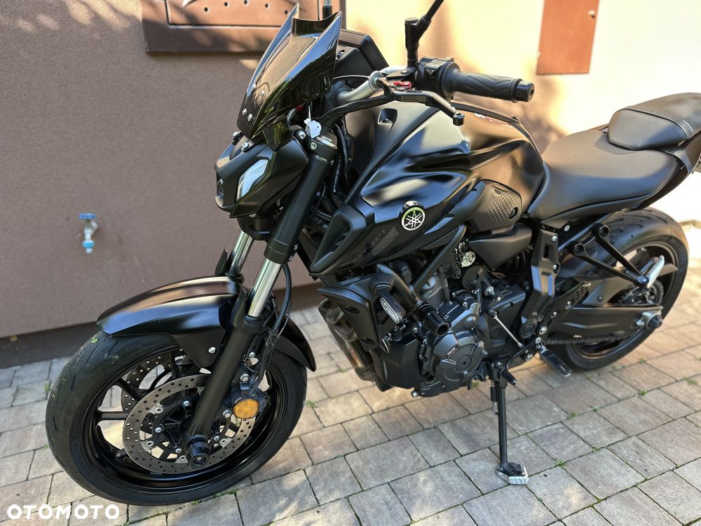 Yamaha MT - 28