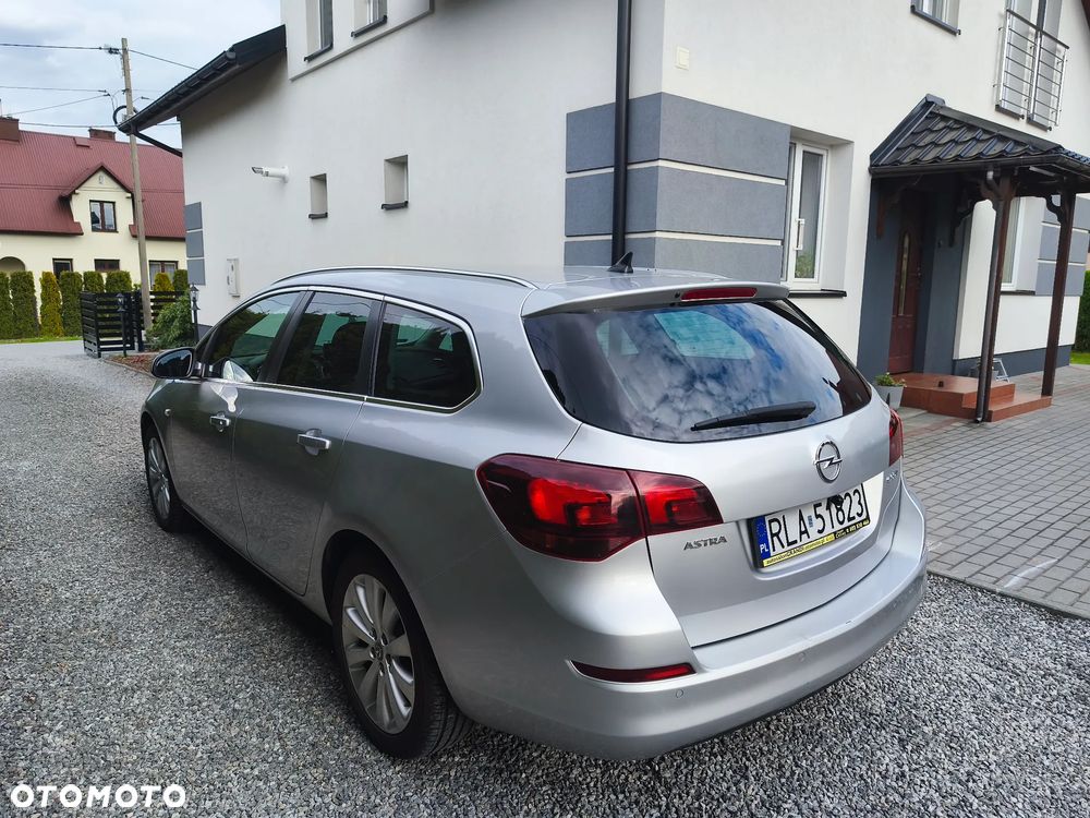 Opel Astra 1.4 Cosmo - 18
