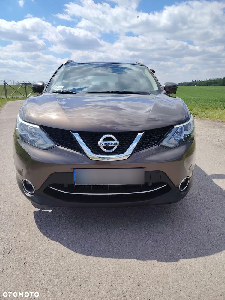 Nissan Qashqai 1.6 DIG-T Tekna - 1