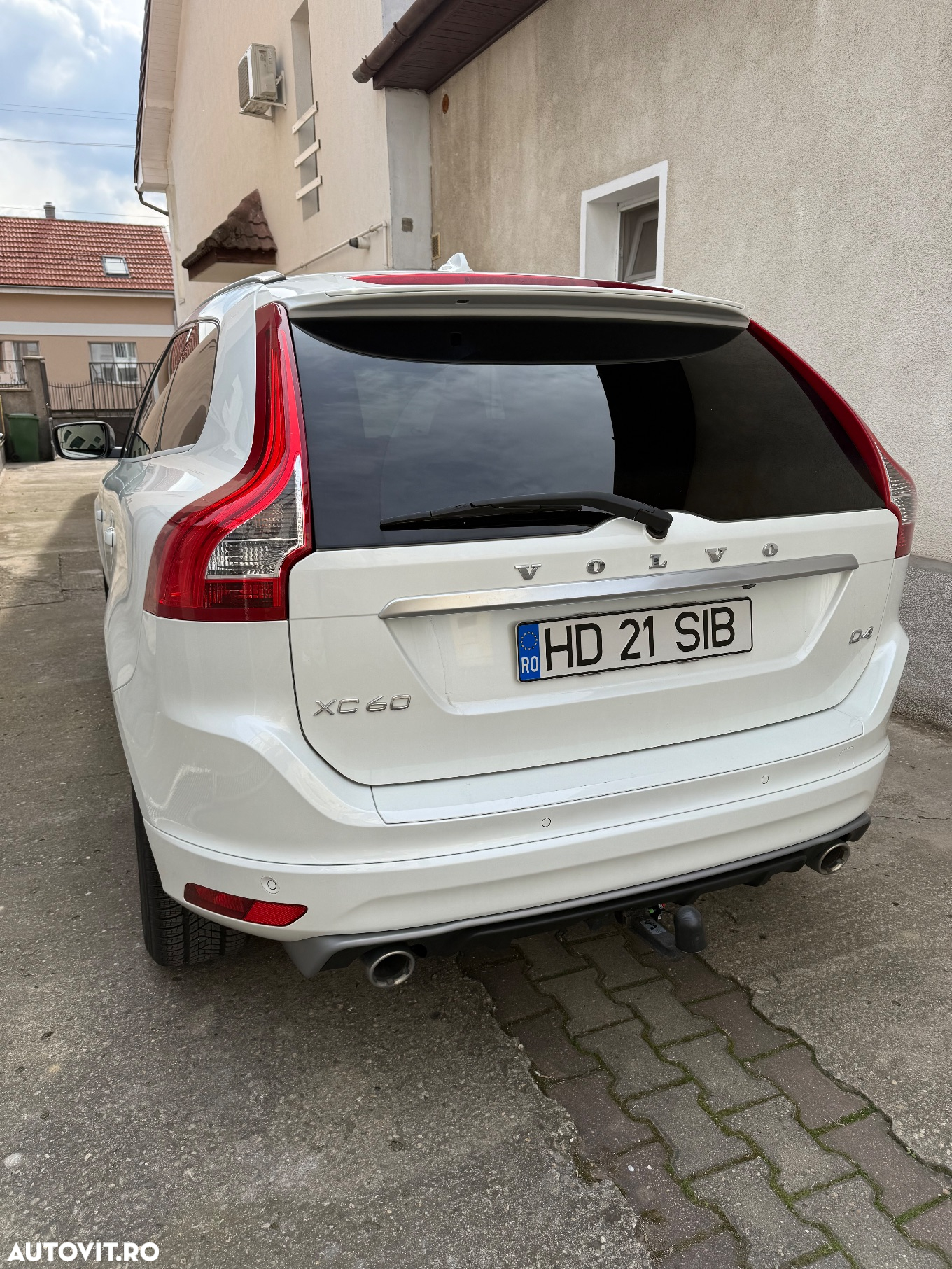 Volvo XC 60 D4 AWD Geartronic RDesign - 7
