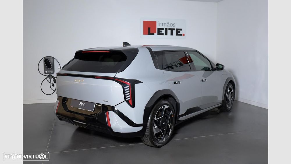 Kia EV4 81.4 kWh GT-Line - 23