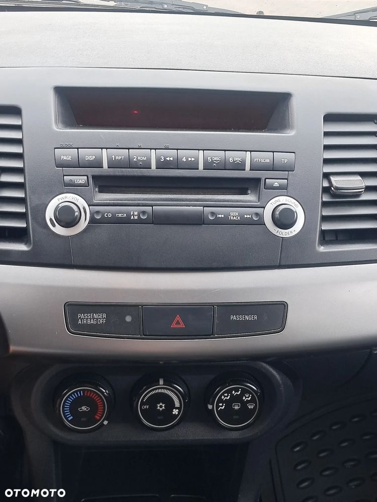 Mitsubishi Lancer 1.8 Instyle - 12