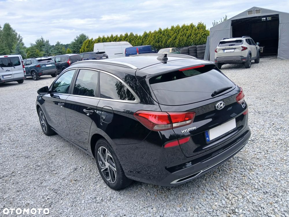 Hyundai i30 1.0 T-GDI Classic + - 16