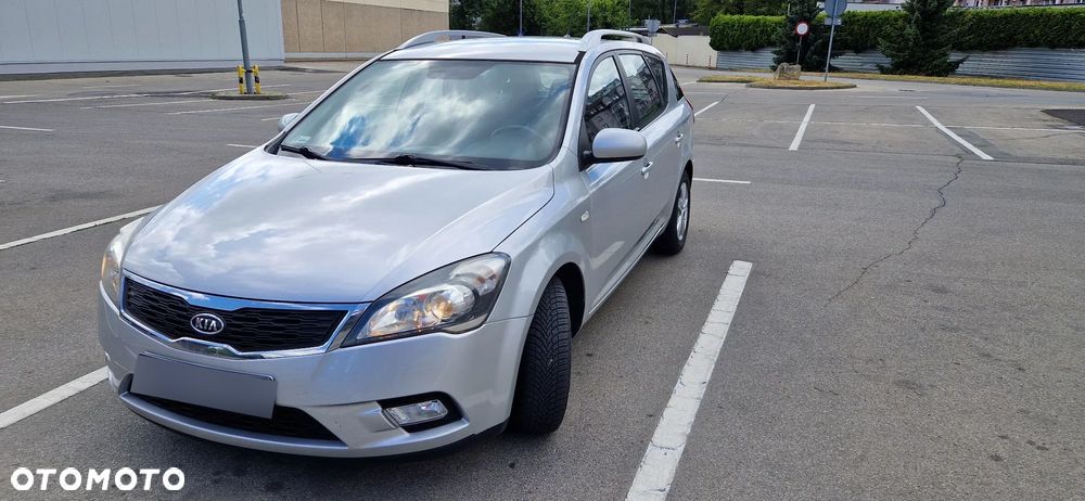 Kia Ceed 1.4 Comfort - 1