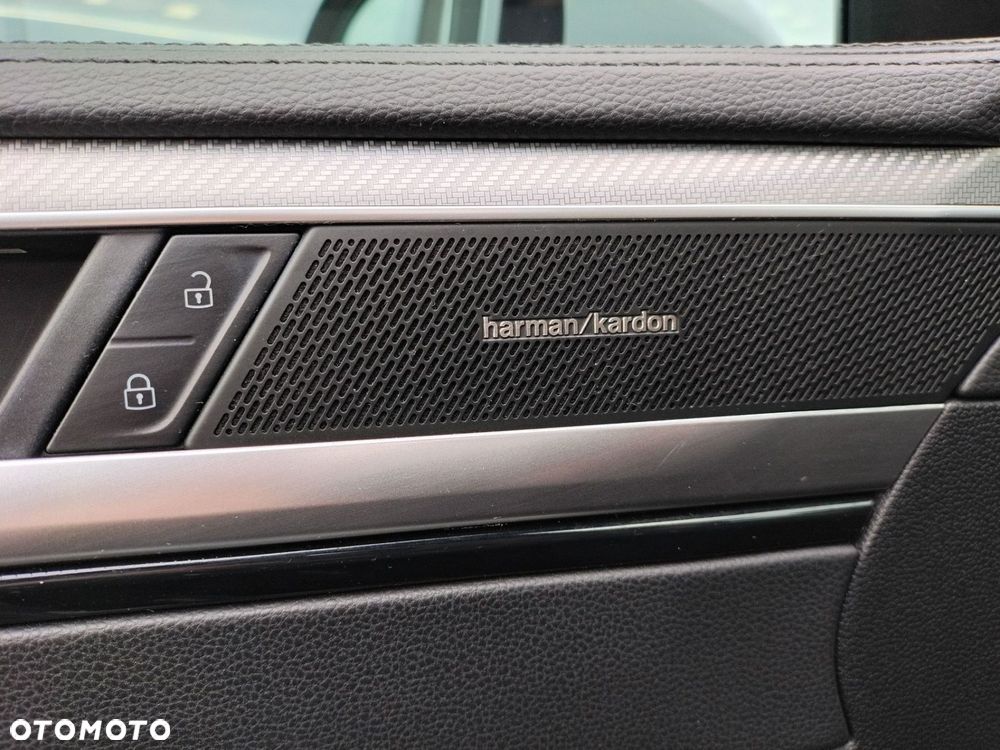 Volkswagen Arteon 2.0 TDI R-Line DSG - 28