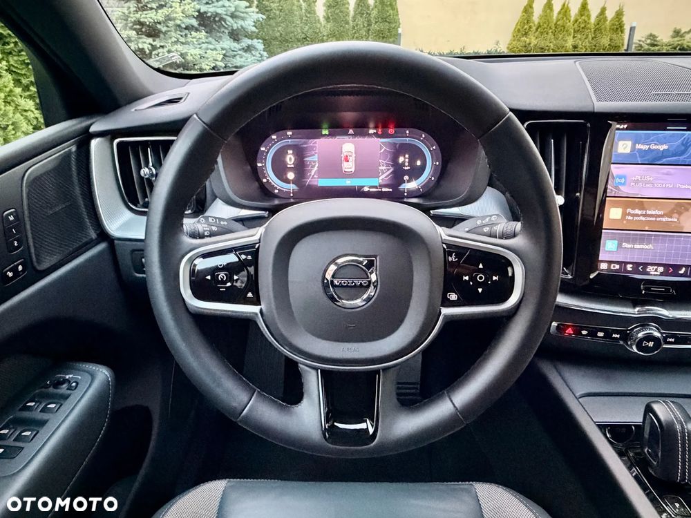 Volvo XC 60 B4 D AWD Plus Dark - 13