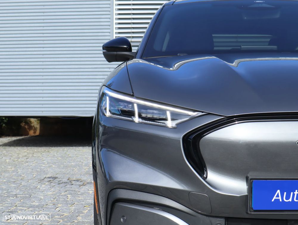 Ford Mustang Mach-E AWD PREMIUM - 8
