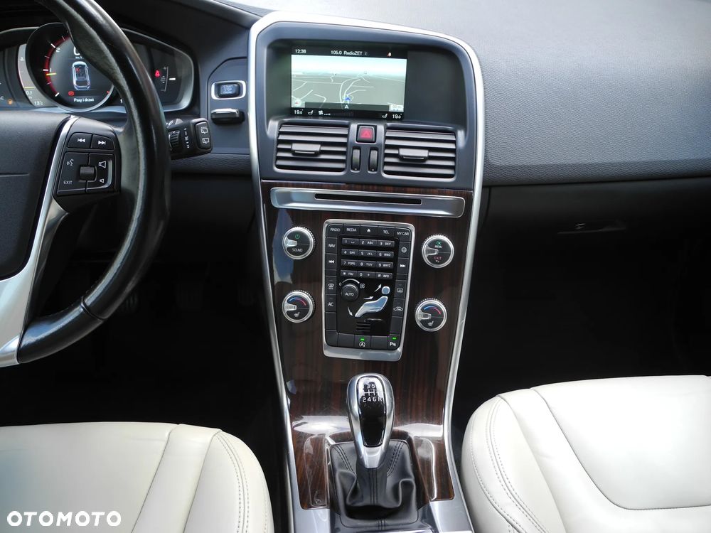 Volvo XC 60 - 11