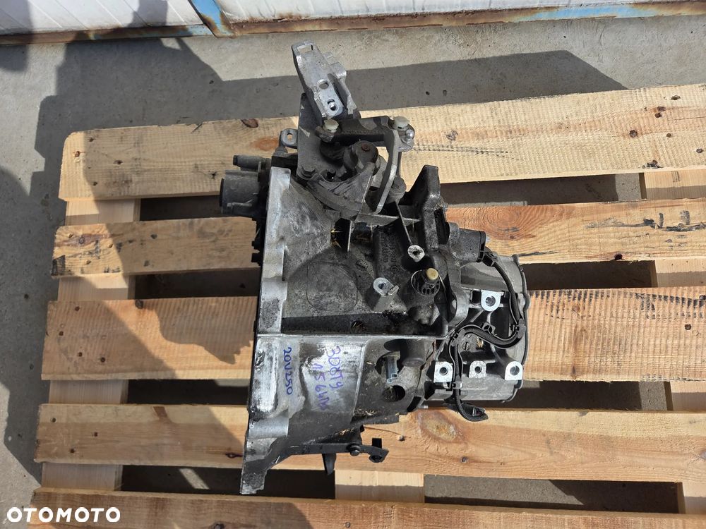 Skrzynia biegów 1.5 BLUE HDI 20V250 Peugeot 308 T9 - 2