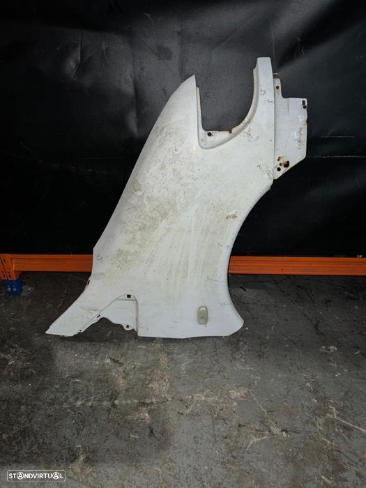 Guarda lamas direito Mercedes Vito 1999 - 1