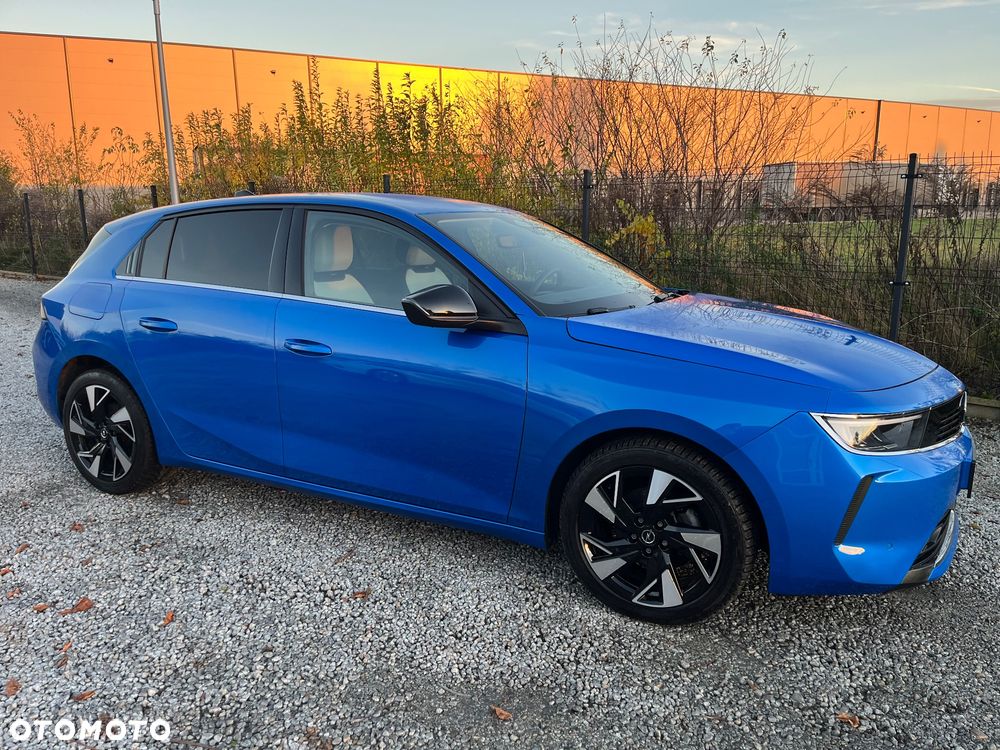 Opel Astra 1.2 Turbo Business Edition - 12